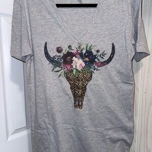 Gray V-Neck T-Shirt with Floral Bull Skull Design